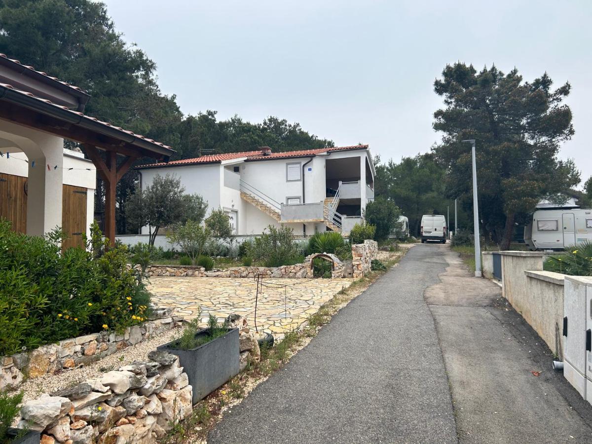 Apartment Grande Rosso Vir