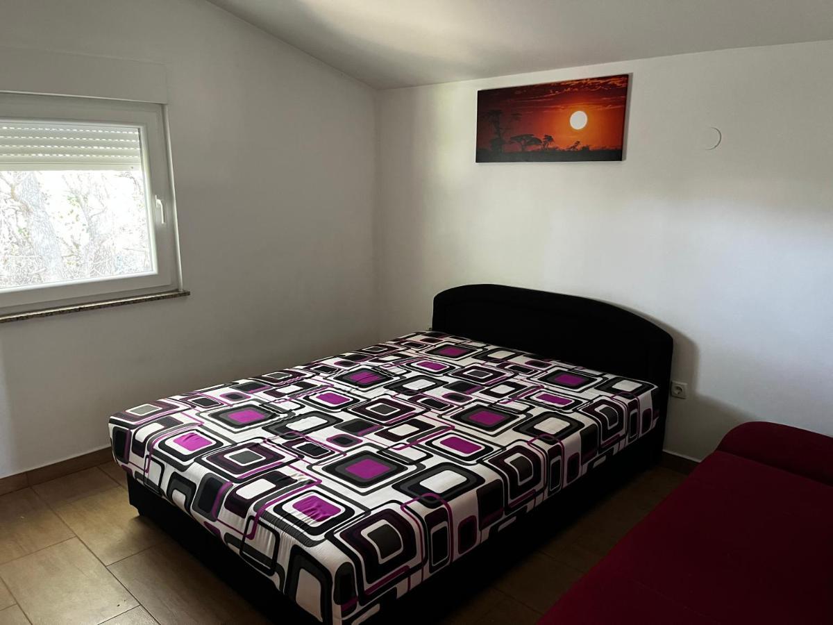 Grande Rosso Apartment Vir